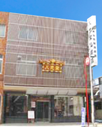 八尾店外観