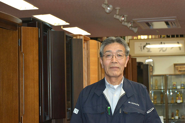 田首 忠儀 店長